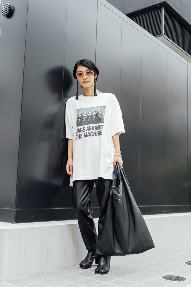 Top 12 Street Style Outfits Straight From Tokyo [October 2020 Edition]