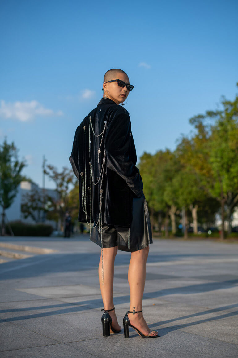 Top 15 Street Style Outfits From Shanghai Fashion Week Spring 2021