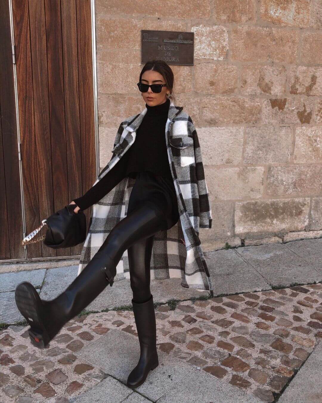 10 Snow Boot Outfits That Are Actually Chic