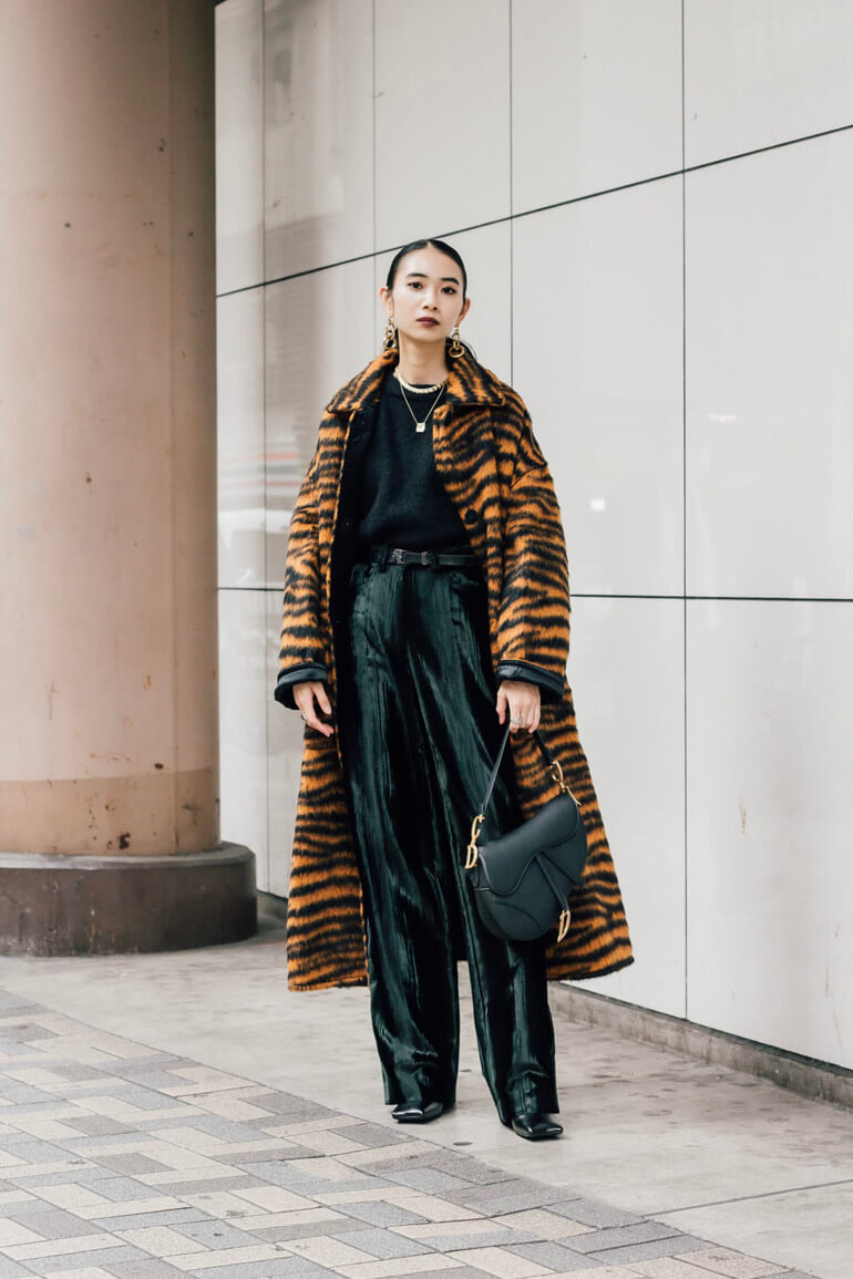Top 12 Street Style Tokyo Outfits To Get You Inspired [January 2021 Edition]