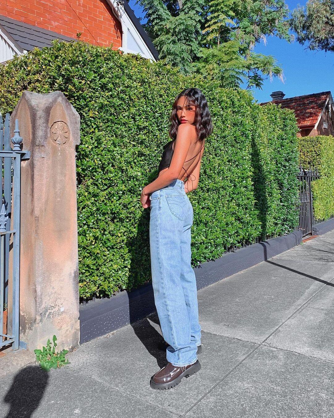 10 Fashion Girl Approved Ways To Wear Baggy Jeans