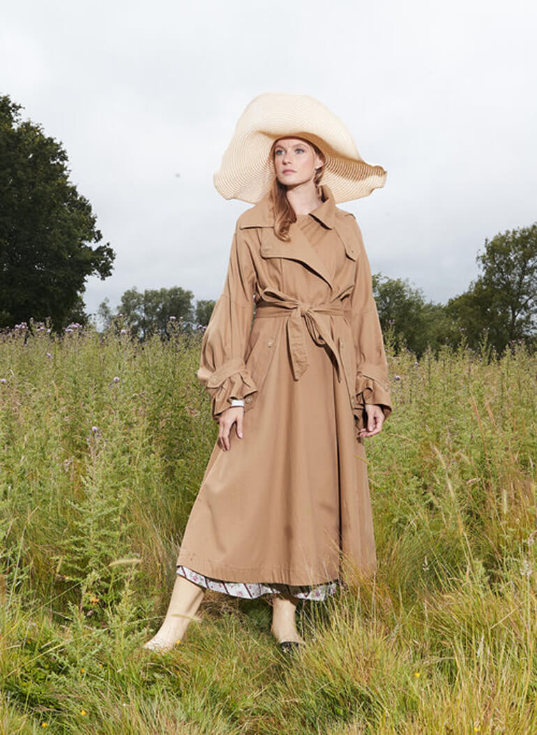 An English Countryside Feel Shines Bright In This Anna Mason Collection