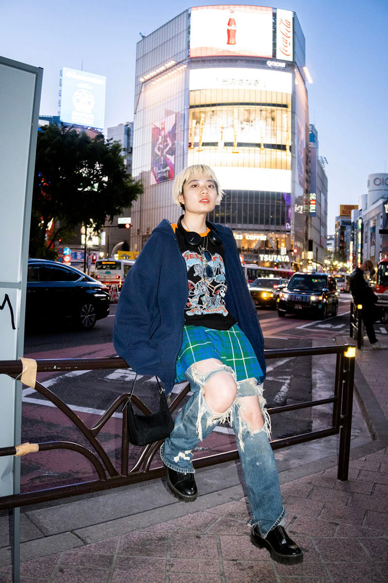 Top 12 Street Style Tokyo Outfits To Get You Inspired [June 2021 Edition]