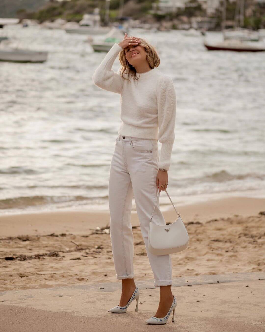 10 Refreshing Ways To Wear White Jeans After Labor Day