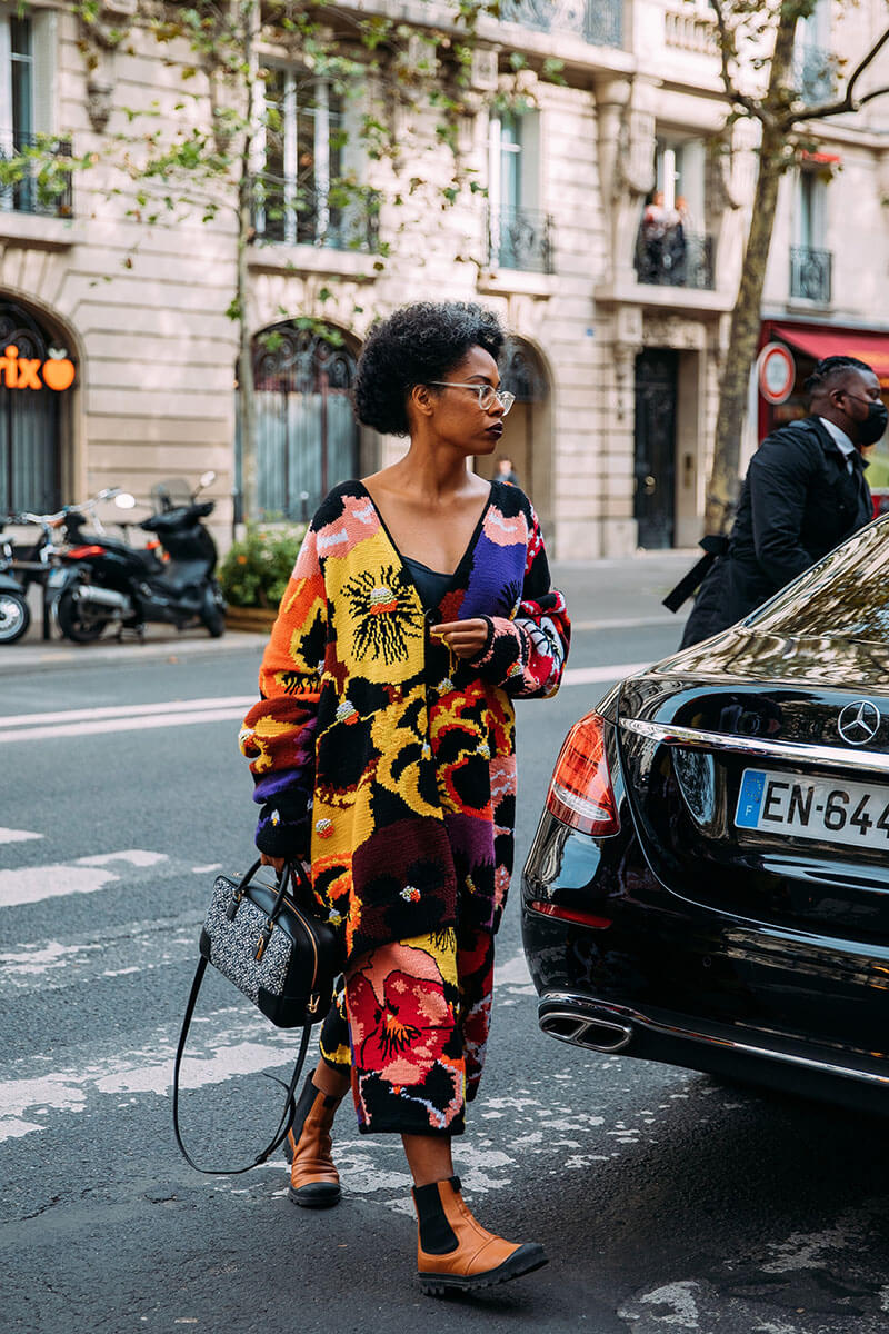 Our Favorite 25 Street Style Looks From Paris Fashion Week Spring 2022 Shows