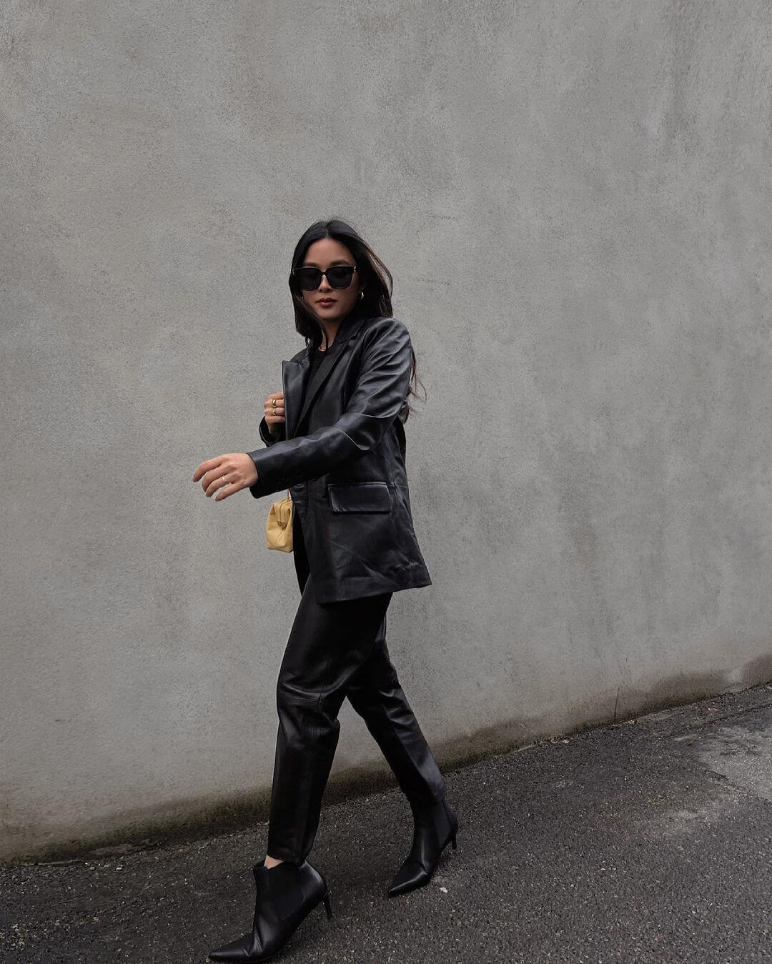 10 Most Stylish All Black Outfits For Fall