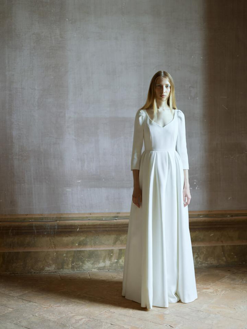 Huishan Zhang Brings Drama and Sophistication Together In This Resort 22 Collection
