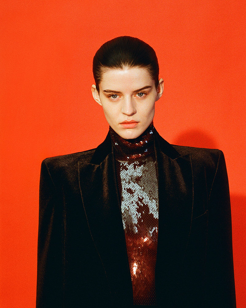 Images Alex Perry Alex Perry Delivers Perfectly Elegant, Head-Turning Styles For Fall