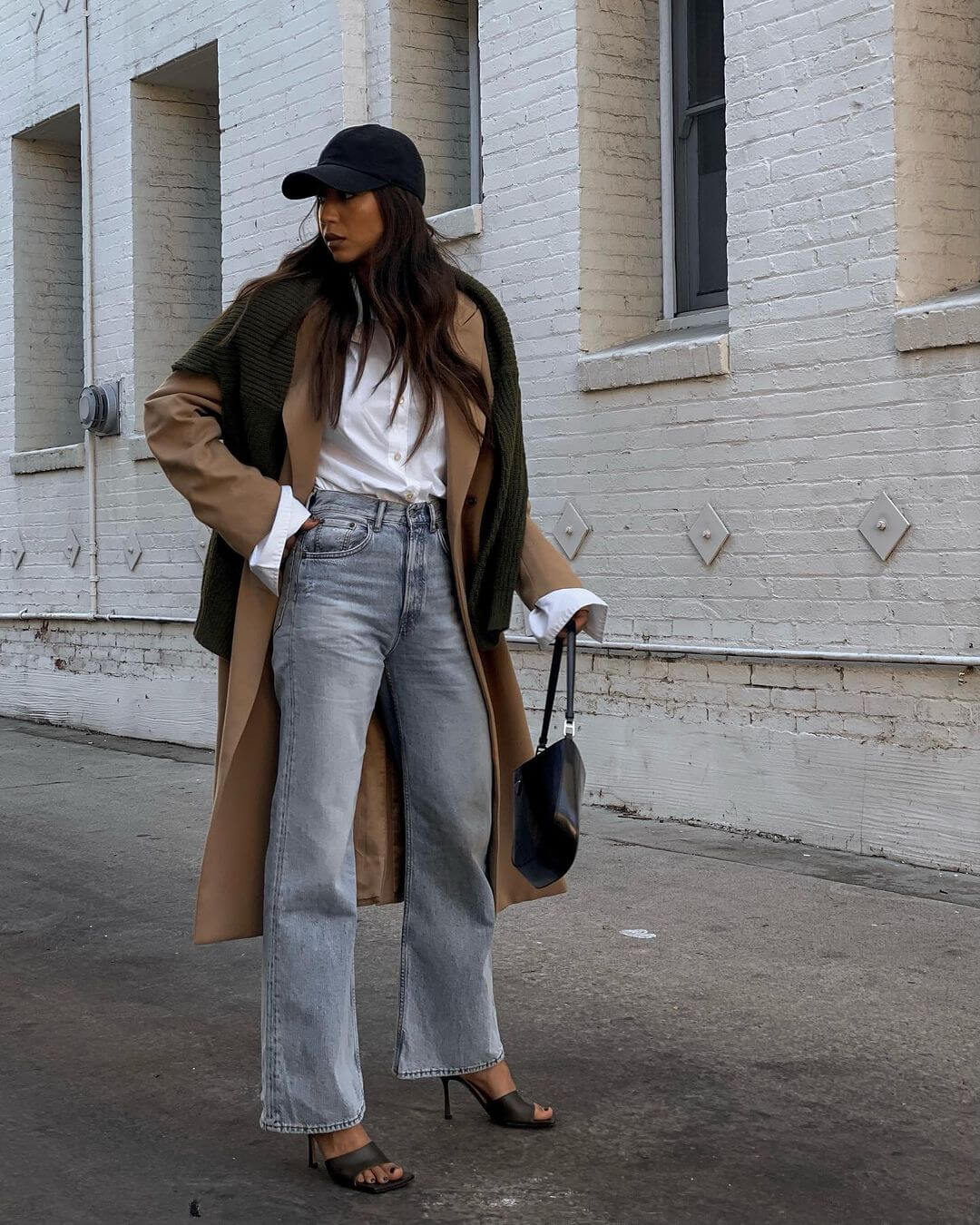 Embrace The Cold Weather With These 10 Stylish Denim Outfits