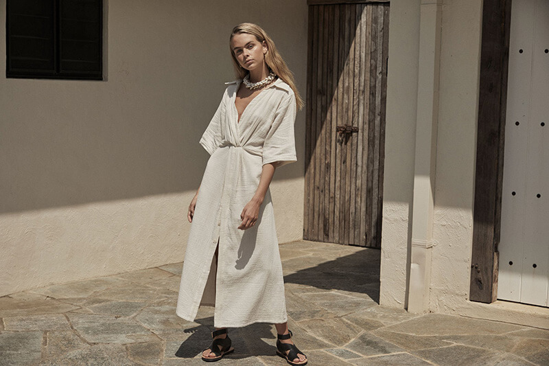 Minimalist Beach Style For All Your Upcoming Vacations By Maurie and Eve