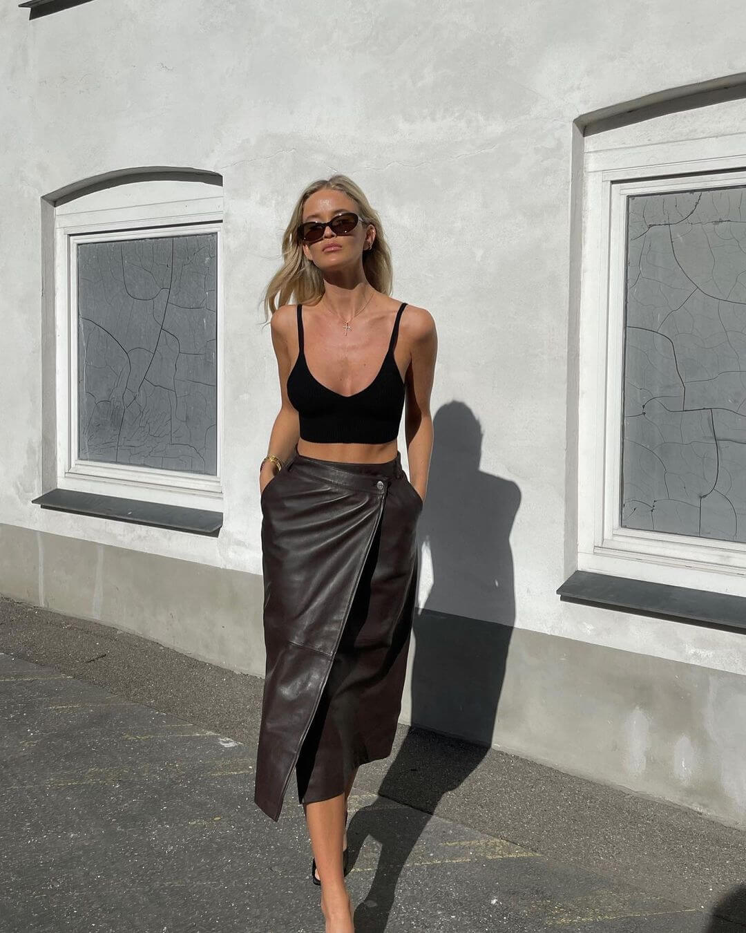 We Can't Wait To Wear This Chic Minimalist Outfit