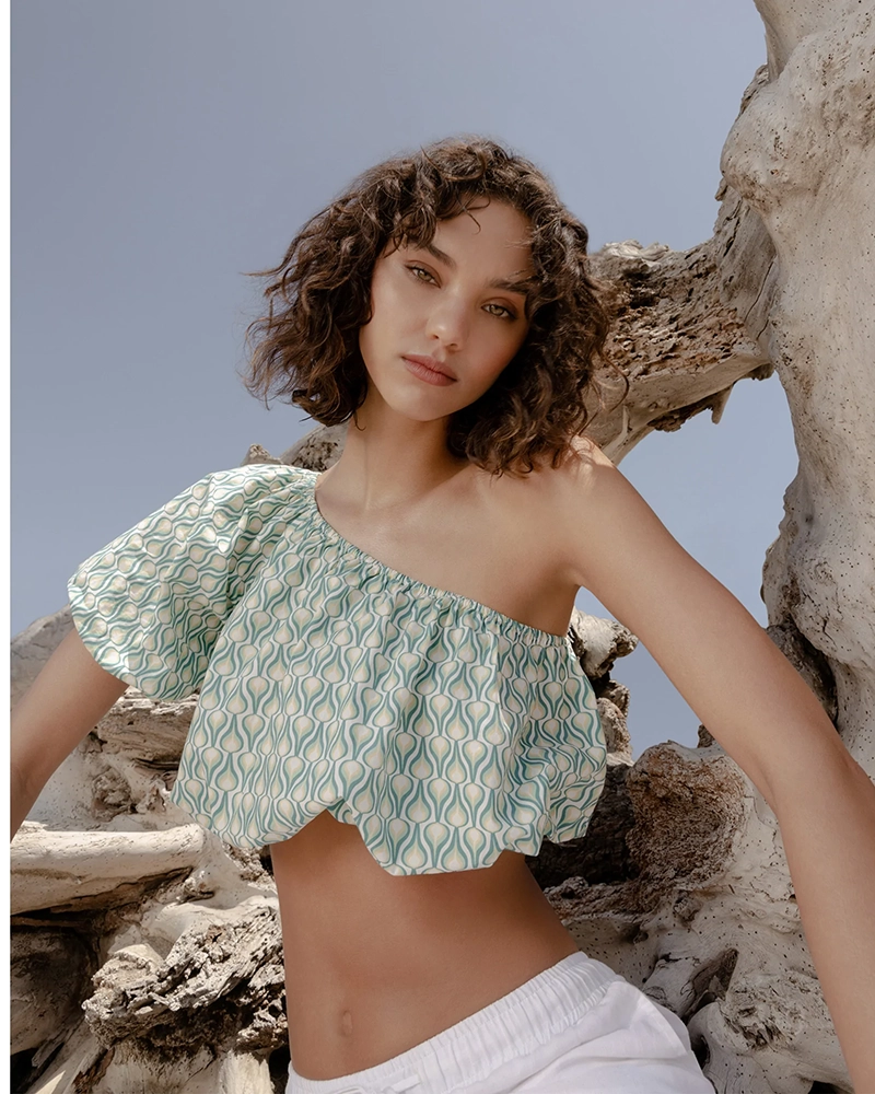 When It Comes To Effortless Beach Style, Onia Has You Covered