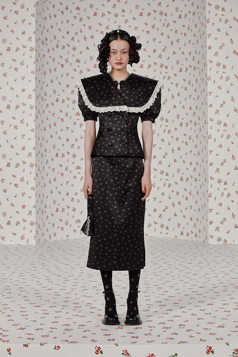 Quirky and Girly Style at Its Best From SHUSHU/TONG AW22 Collection ...