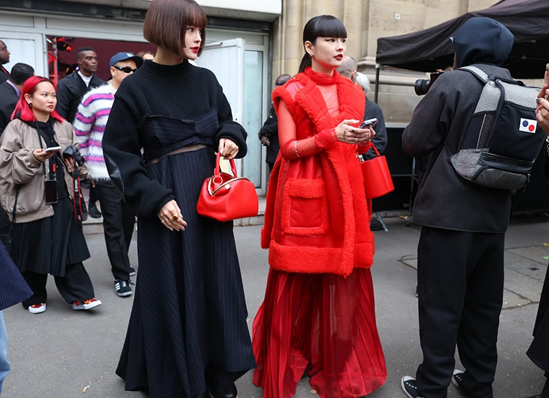 The Best Street Style at Paris Fashion Week Fall-Winter 2023