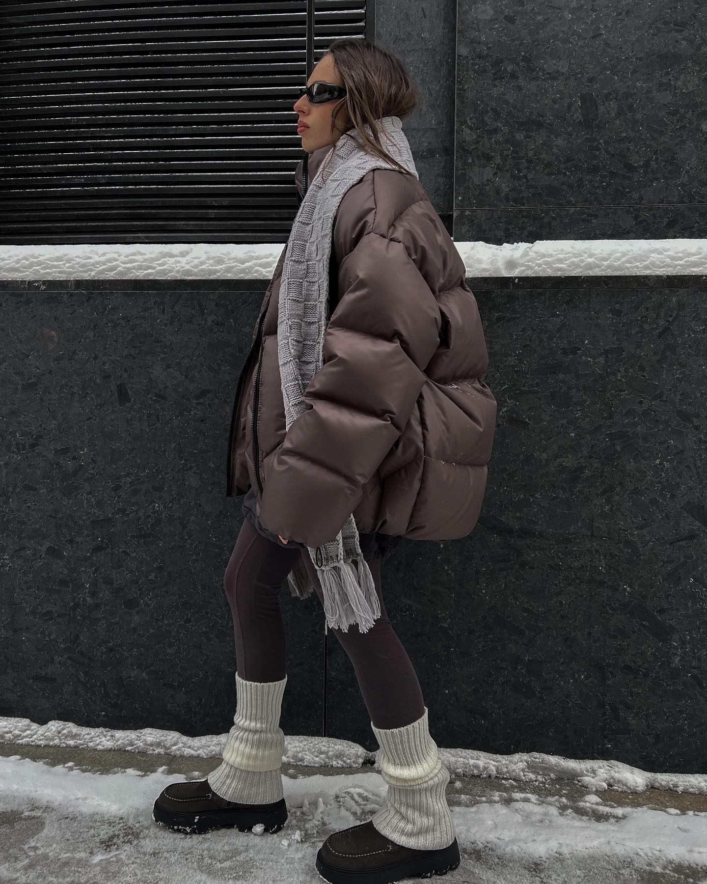 10 Stylish Winter Outfits You Can Actually Wear In The Snow