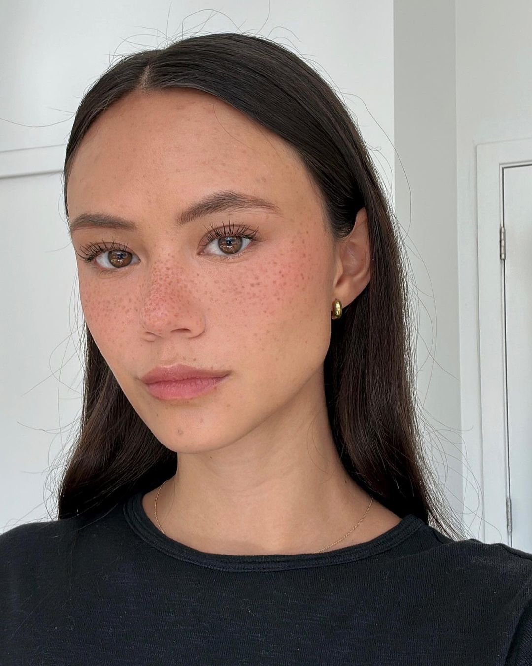 The Clean Girl Makeup Trend Is Perfect For Summer