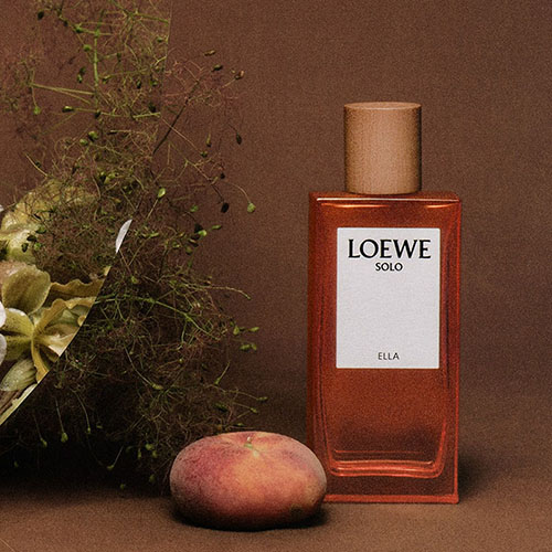 LOEWE Unveils a Set of New Fragrances with "Botanical Rainbow" Campaign