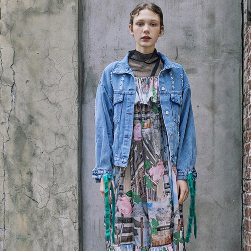 Tibaeg Redefines Feminine Style With Its Unique Modern Approach