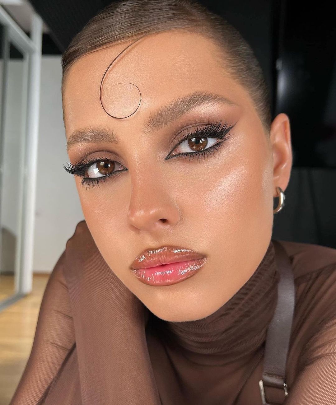 How To Master The Inner Corner Eyeliner