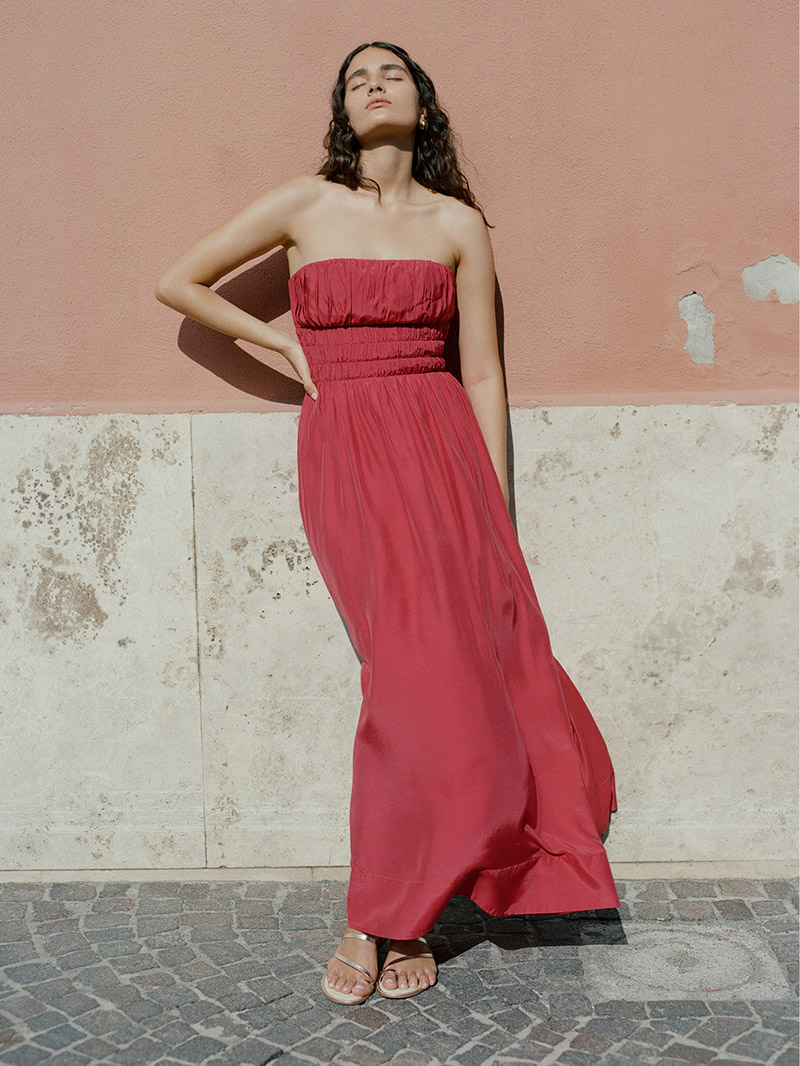 Peony Swimwear Exemplifies Feminine Beachwear With This Collection