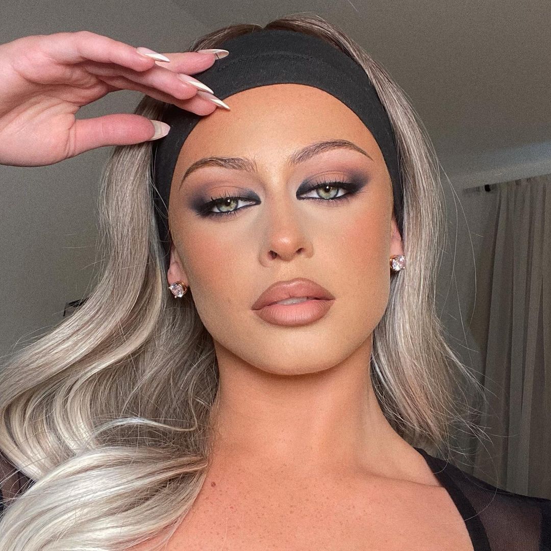 Look Angelic With This Soft Halo Eye Makeup