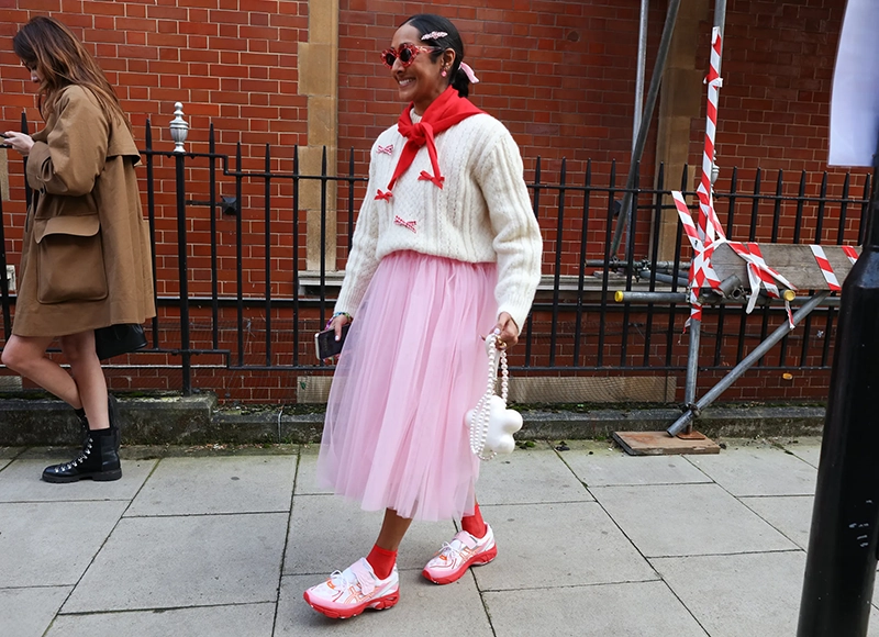 The Best Street Style Outfits From London Fashion Week Fall 2024 Shows
