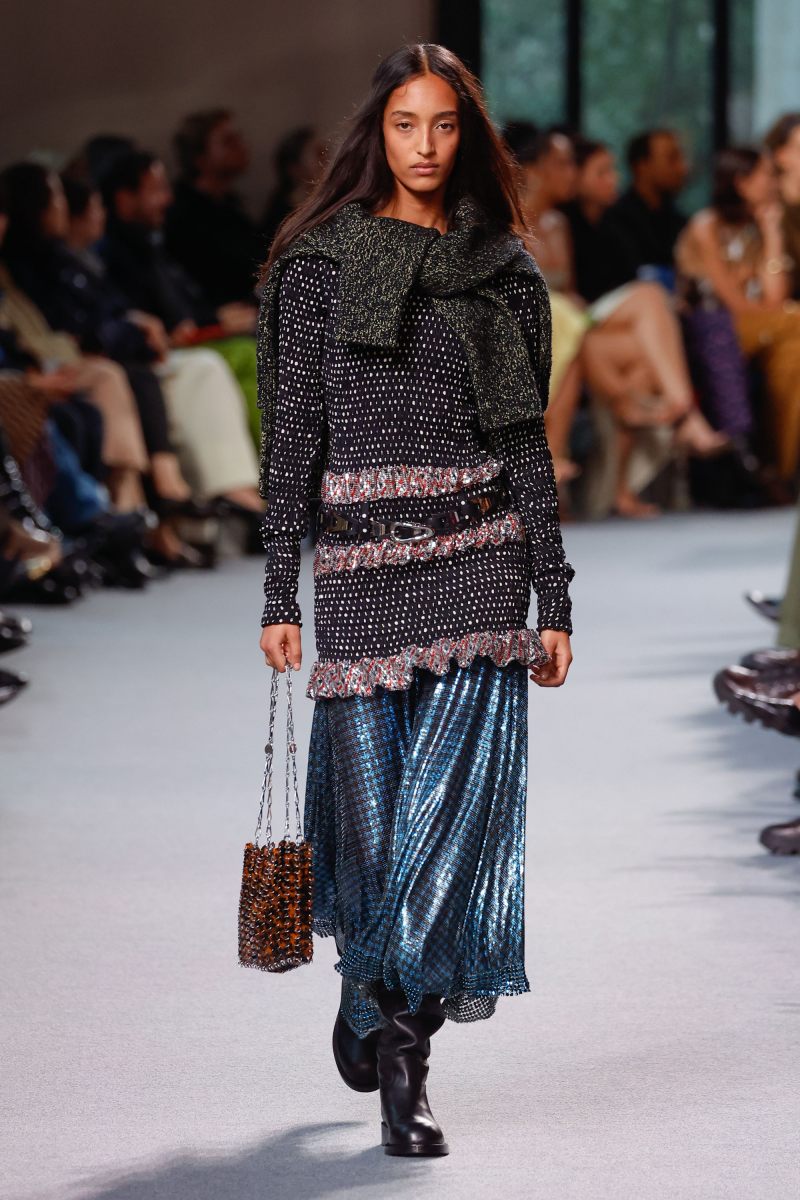 Rabanne Fall Winter 2024 Collection Brings Different Patterns & Textures To The Center Stage