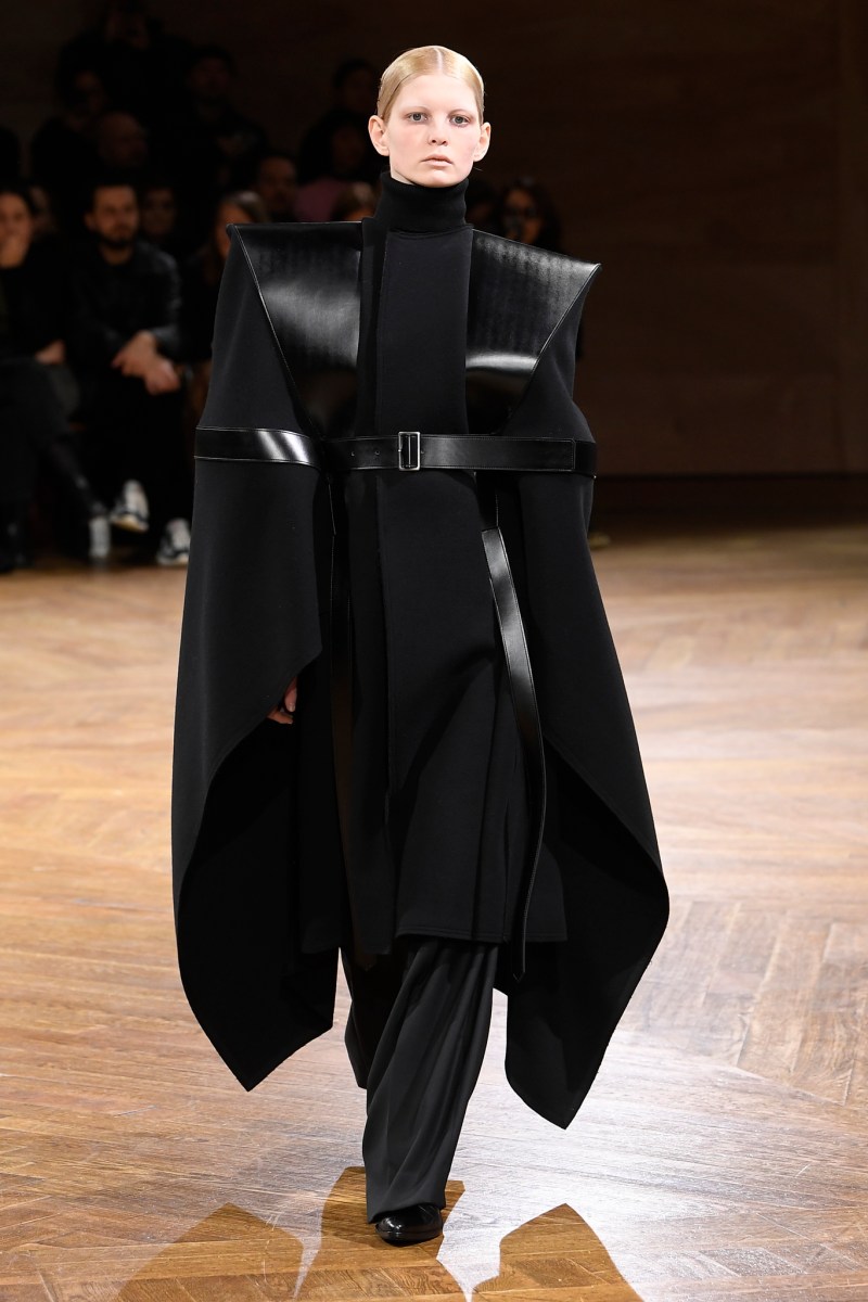 Junya Watanabe Presents A Futuristic, Avant-Garde Fall Winter 2024 ...