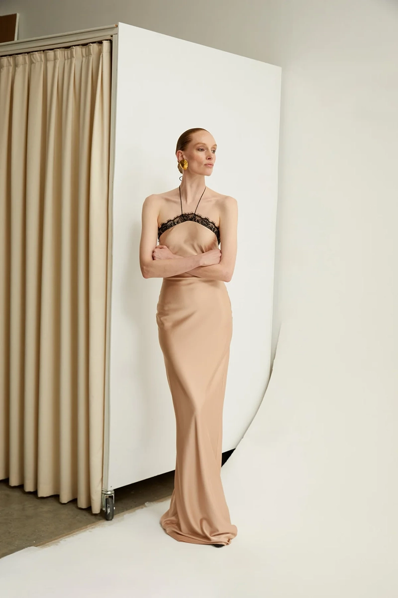 Evening Wear From The New Arrivals by Ilkyaz Ozel That Make A Statement