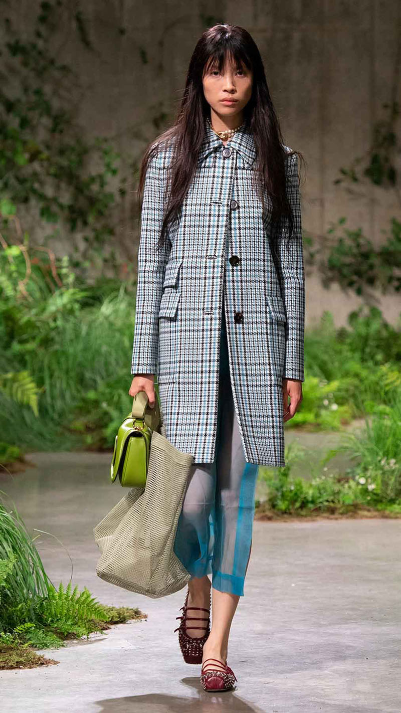 GUCCI Cruise 2025 Collection Brings English Charm and Italian Flair Together