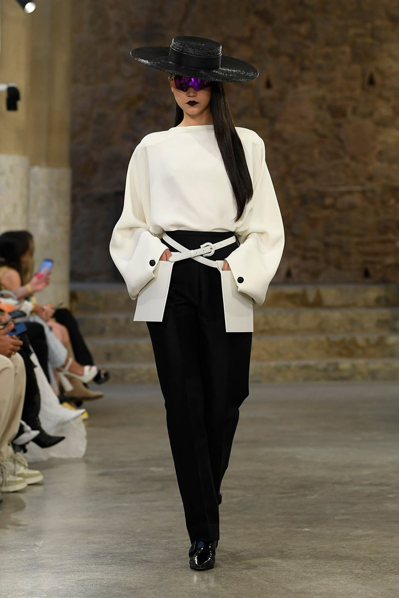 Louis Vuitton Taps 80s Couture Inspiration For Its Resort 2025 Collection