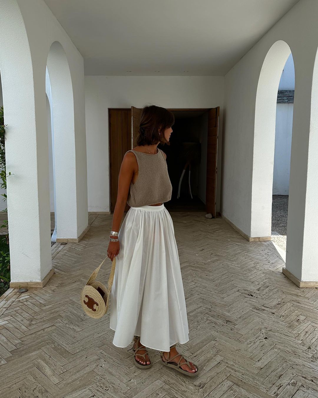 white maxi skirt outfits for summer