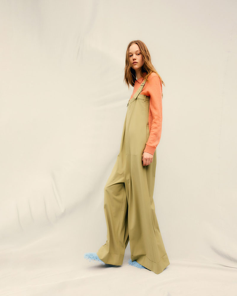 Tibi's Resort 2025 Collection Blends Sporty Elegance And Timeless Charm