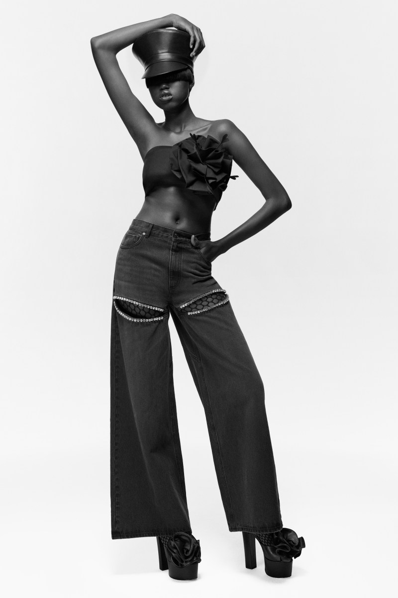 Dramatic 70s and 80s Flair Come To Life In AREA's Pre-Fall 2024 Collection