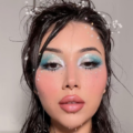 blue makeup trend
