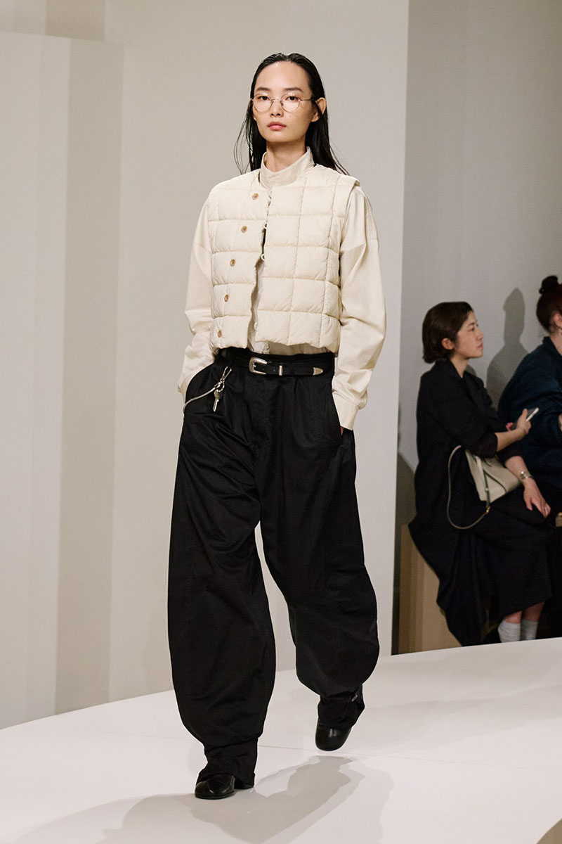 Lemaire Reimagines Classics For Its Spring 2025 Collection