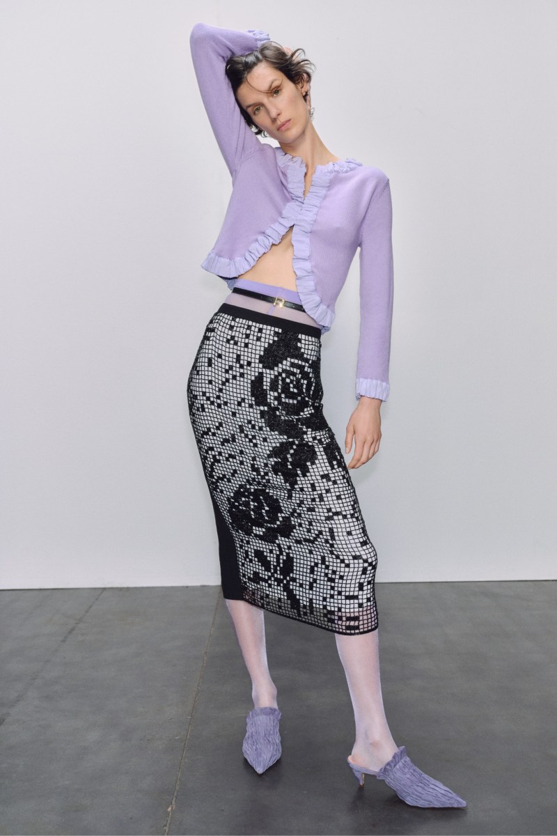 Rochas Resort 2025 Collection Mixes Youthful Energy With Timeless Elegance