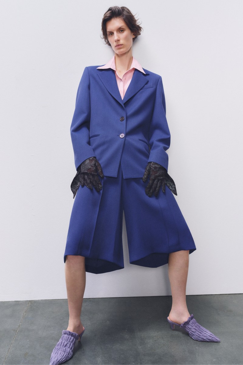 Rochas Resort 2025 Collection Mixes Youthful Energy With Timeless Elegance