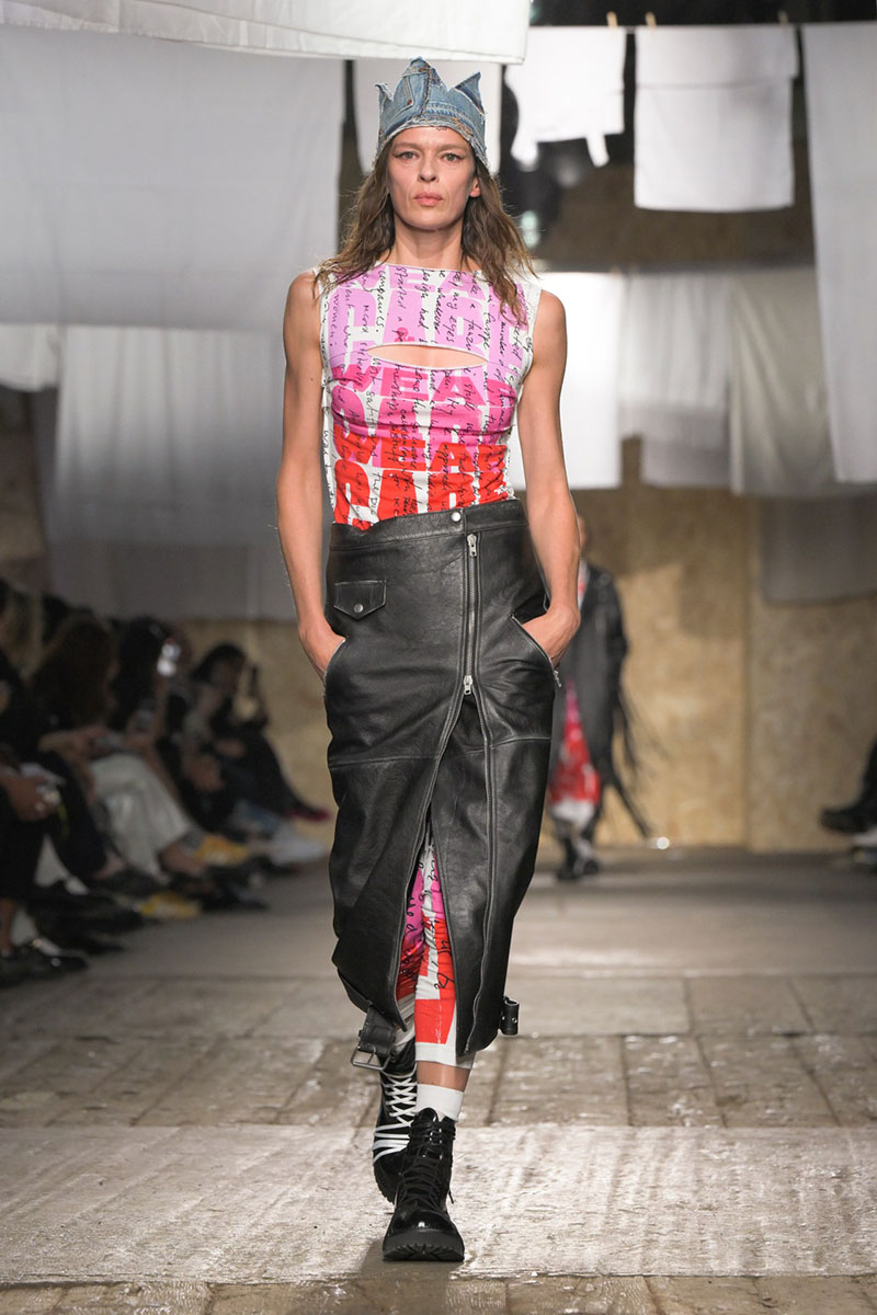 Moschino Spring 2025 Collection Is A Mixture Of Playful