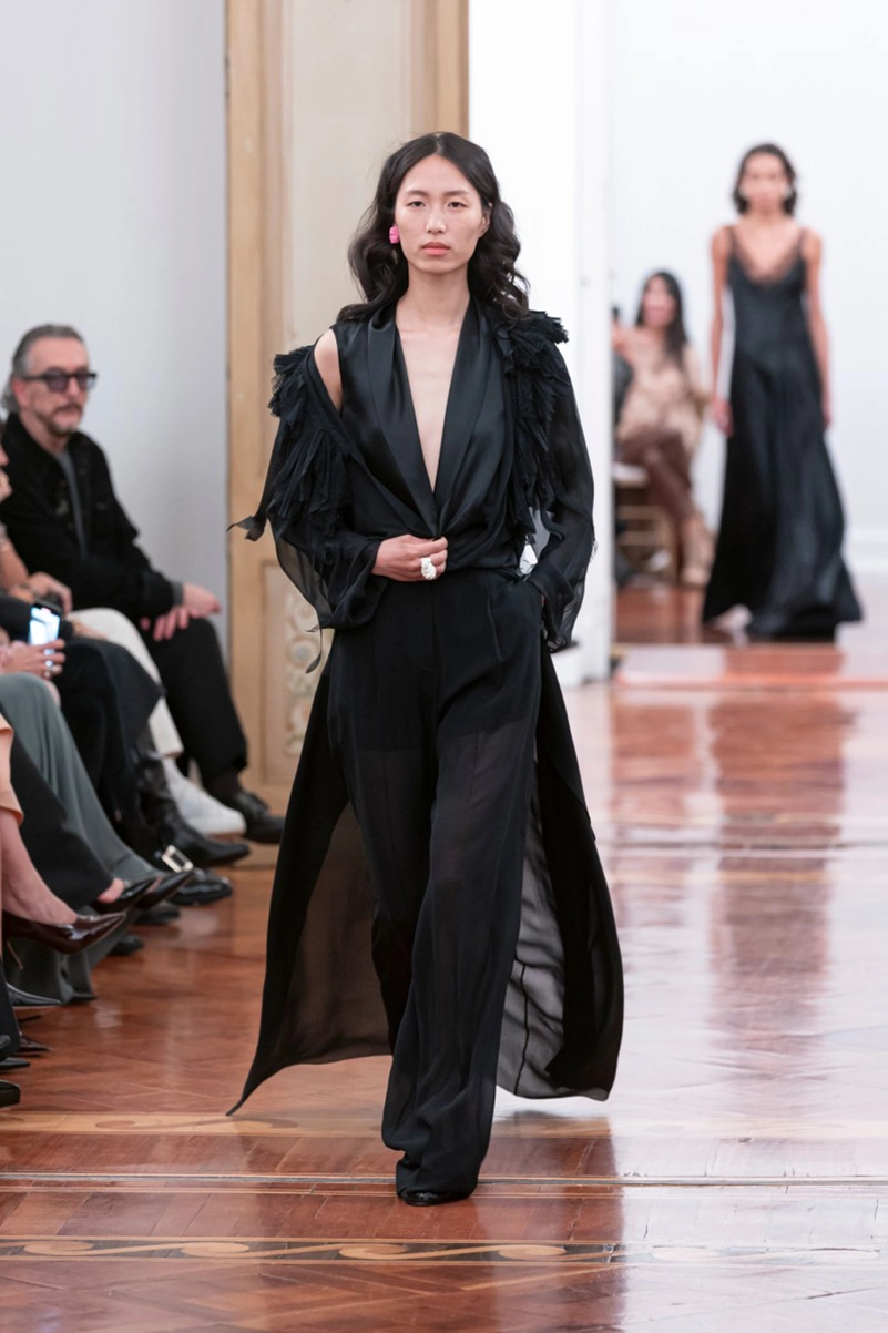 Embrace Your Feminine Side With Alberta Ferretti’s Fall 2025 Collection