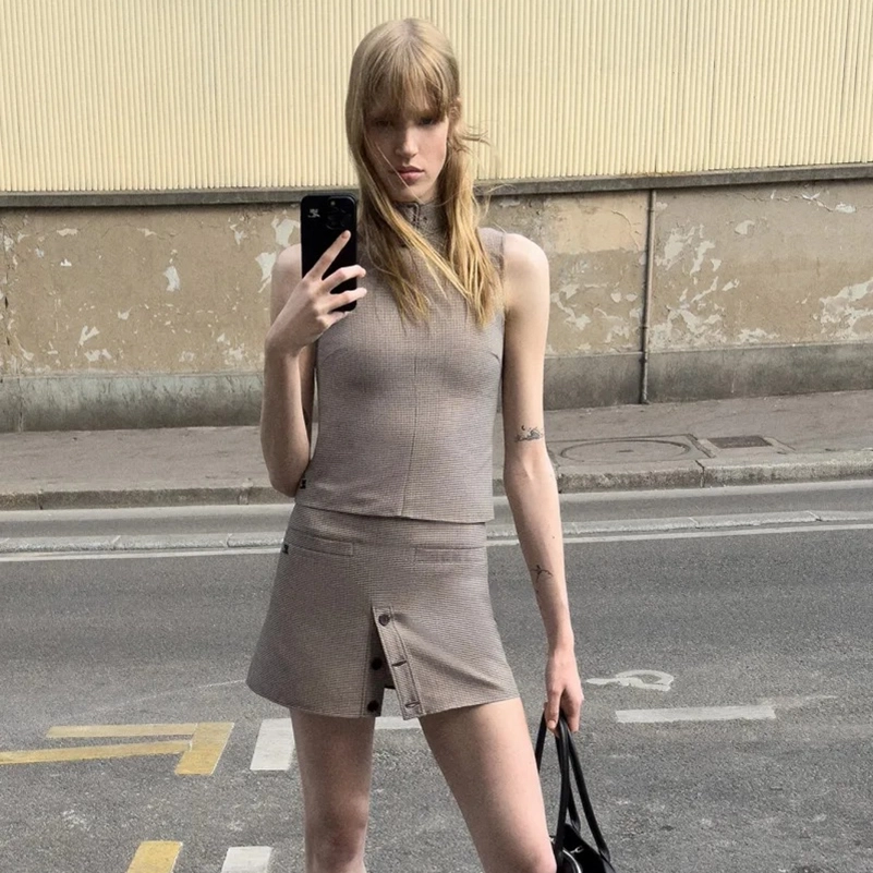 Courrèges 2026 Collection Delivers Y2K Techwear With Space Age Flair