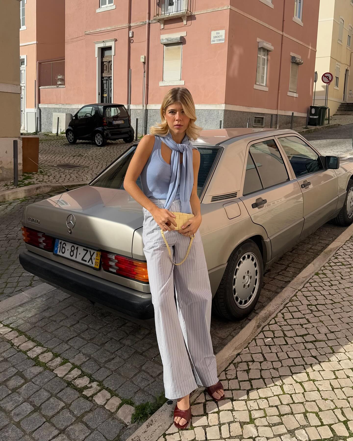 バーバラ 10 Dreamy Ways To Style The Baby Blue Color Trend