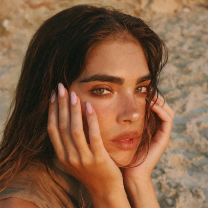 Get The Ultimate Glow Up With This Toasty Makeup Routine