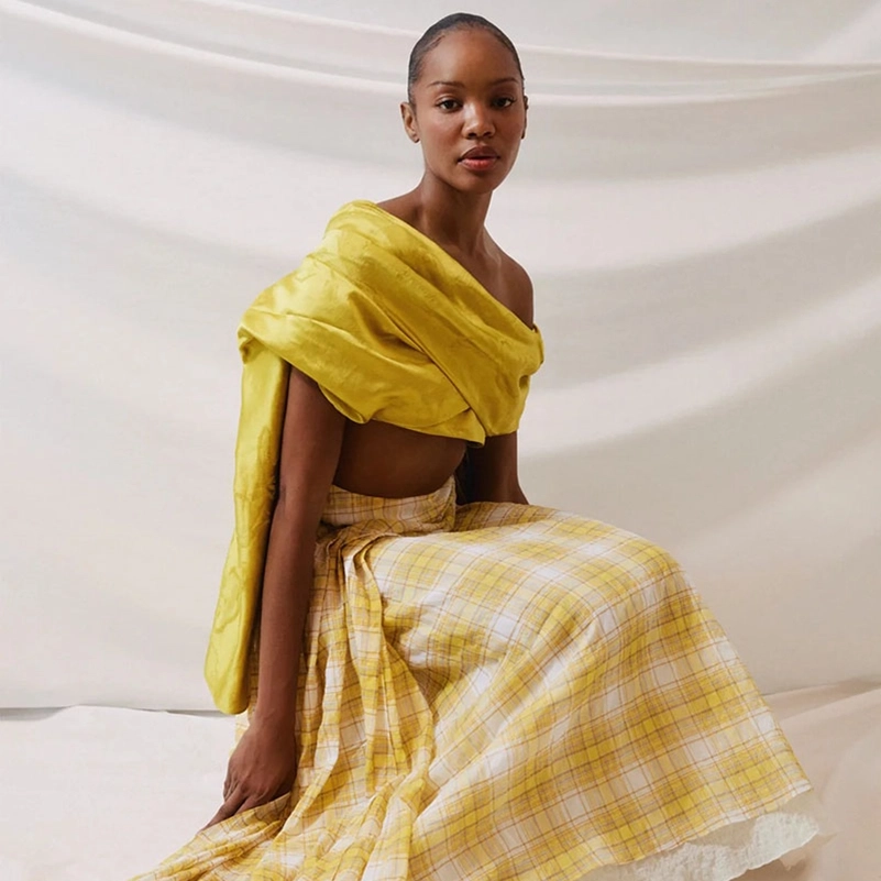 Rosie Assoulin Proves That Resort 2025 Is All About Joyful Color and Effortless Craftsmanship