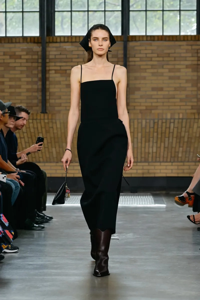 Calvin Klein Spring 2026 Redefines Minimalism For The Modern City