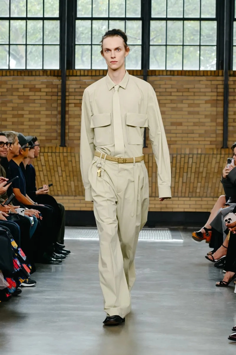 Calvin Klein Spring 2026 Redefines Minimalism For The Modern City