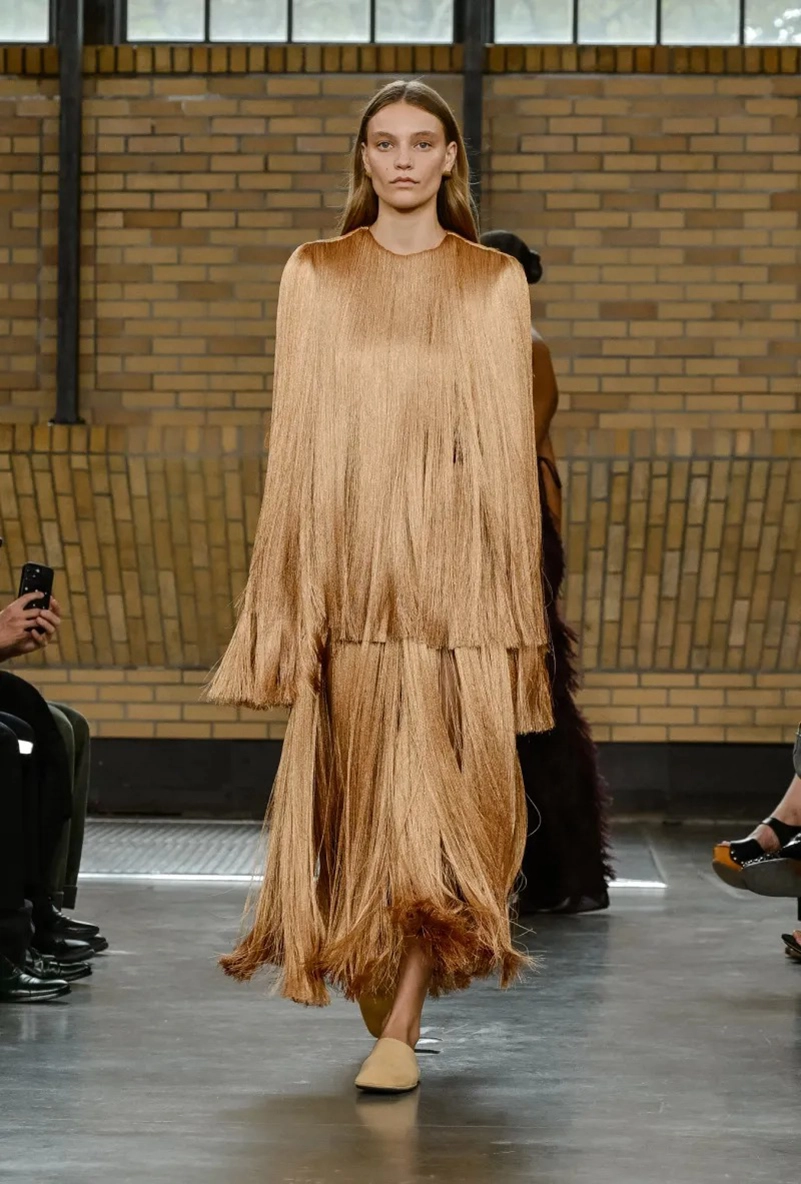 Calvin Klein Spring 2026 Redefines Minimalism For The Modern City