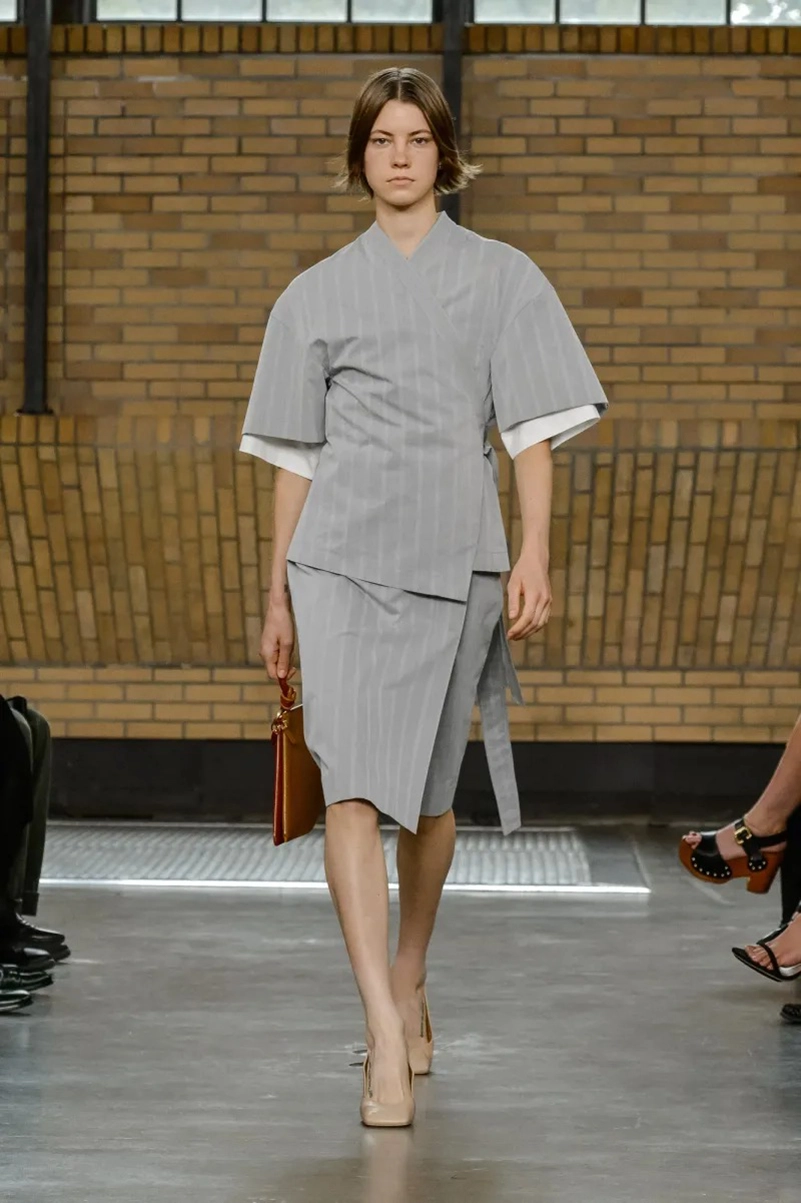 Calvin Klein Spring 2026 Redefines Minimalism For The Modern City