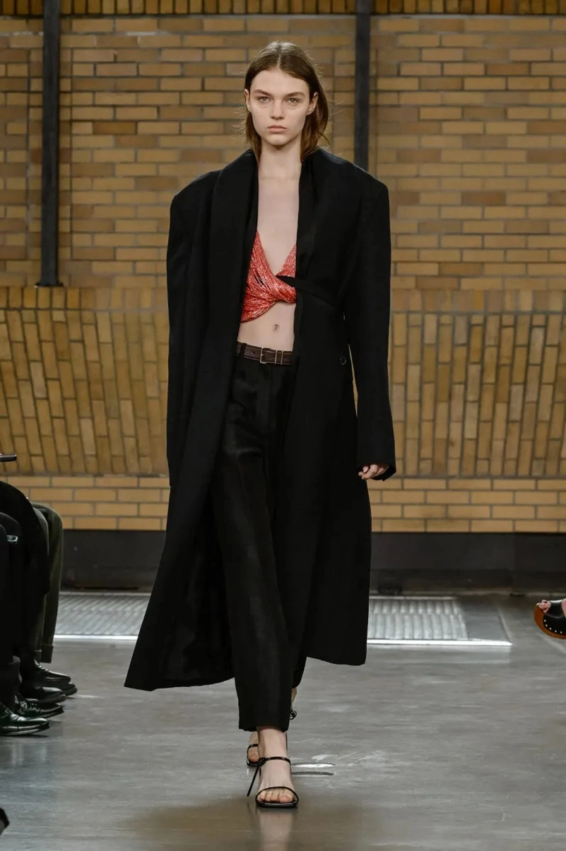 Calvin Klein Spring 2026 Redefines Minimalism For The Modern City