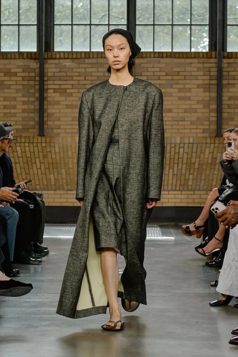 Calvin Klein Spring 2026 Redefines Minimalism For The Modern City